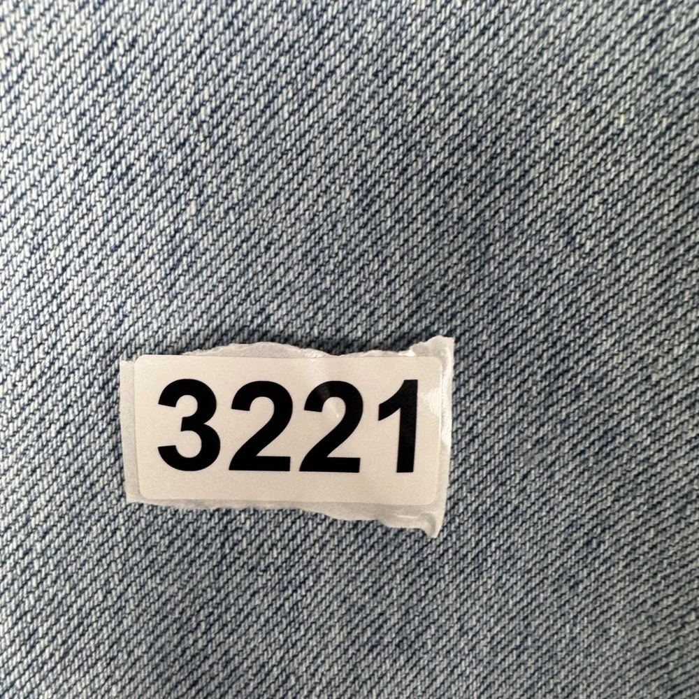 Levi's 505 Regular Fit Jeans Mens 34x32 Light Wash Blue Straight Leg Denim 3221